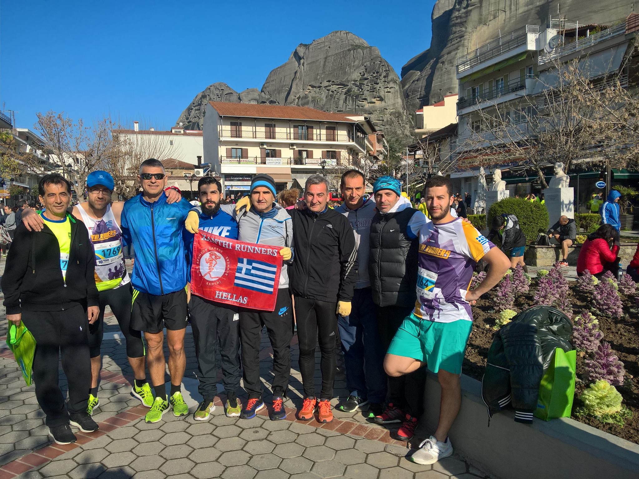 Με δέκα δρομείς και υψηλές επιδόσεις γιόρτασαν τα μέλη μας τον επετειακό Διεθνή10ο Ημιμαραθώνιο Καλαμπάκα – Τρίκαλα «Θανάσης Σταμόπουλος»