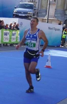 Στα Χνάρια των Ηρώων